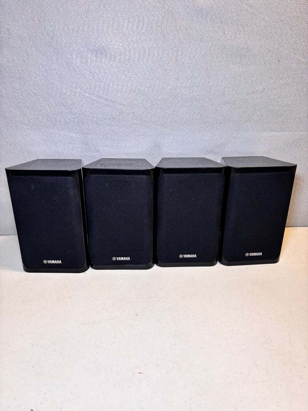 Yamaha NS-B40 Surround Sound Satellite Speakers Set of 4 Black